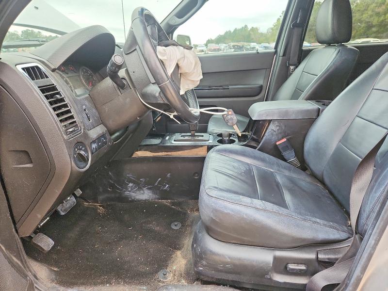 Photo 7 from auction – 2011 FORD ESCAPE LIM with VIN 1FMCU9EG7BKC05670