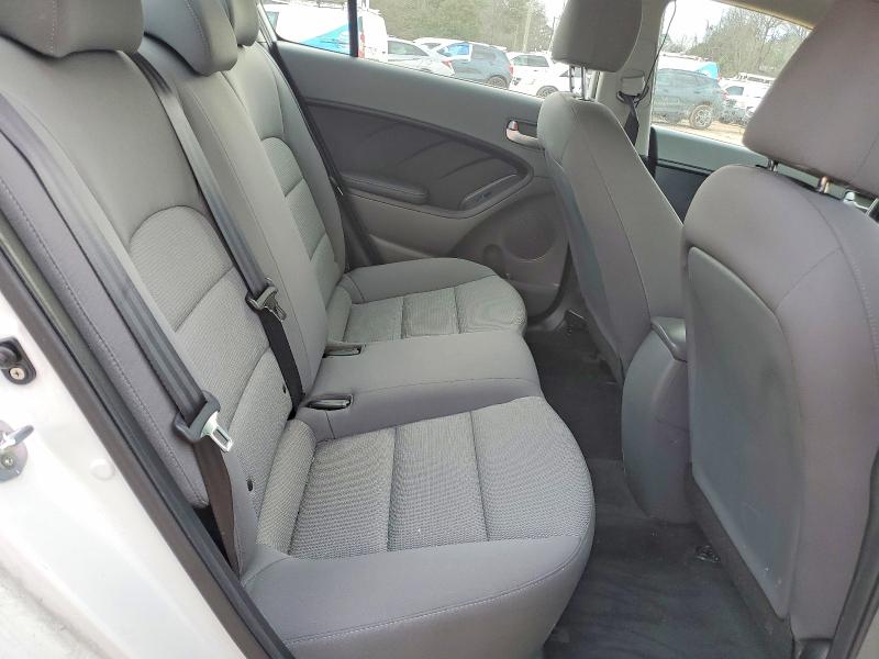 Photo 10 from auction – 2017 KIA FORTE with VIN 3KPFK4A75HE057577