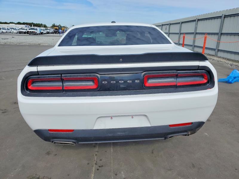 Photo 6 from auction – 2019 DODGE CHALLENGER with VIN 2C3CDZAG2KH503923
