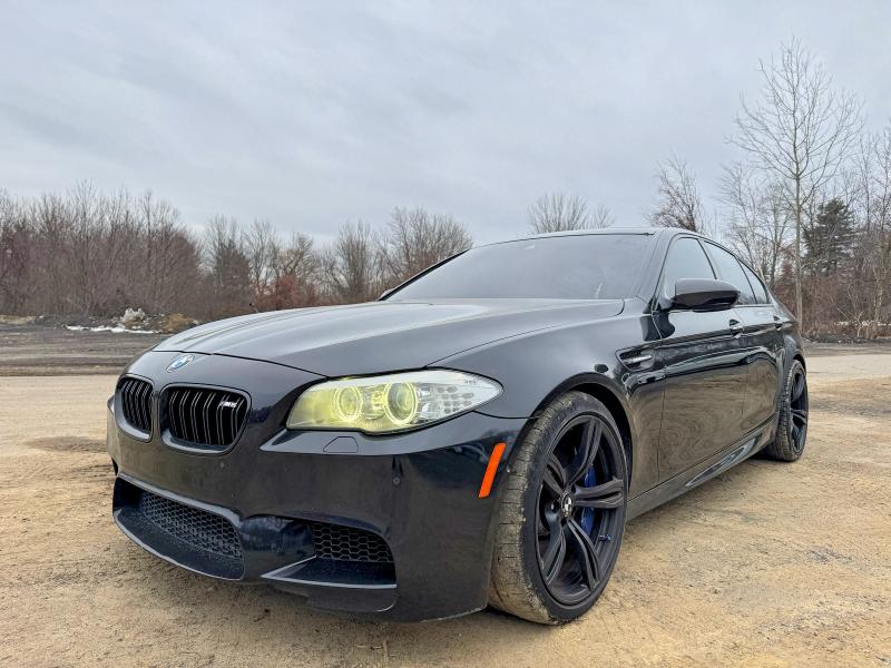 Photo 2 from auction – 2013 BMW M5 with VIN WBSFV9C53DD095684
