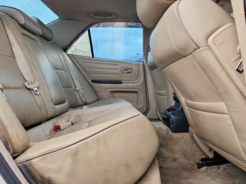 Photo 10 from auction – 2005 LEXUS IS 300 with VIN JTHBD192550101323