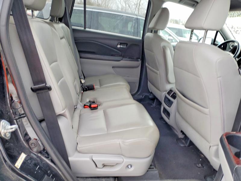 Photo 11 from auction – 2016 HONDA PILOT EXL with VIN 5FNYF6H54GB037570