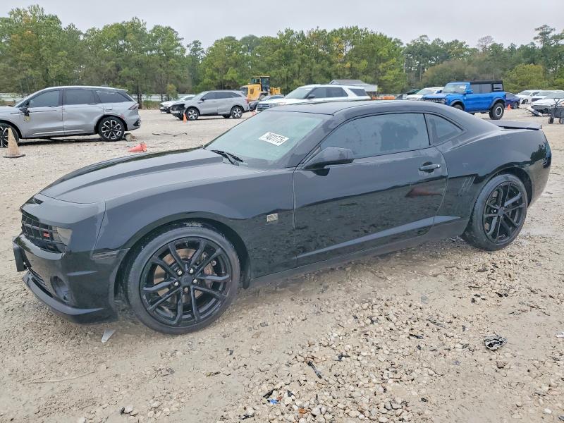 CHEVROLET CAMARO SS 2010 with VIN 2G1FS1EW0A9200626 - Photo from auction