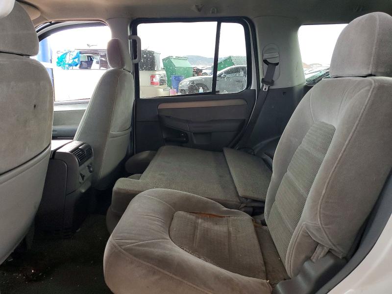 Photo 10 from auction – 2004 FORD EXPLORER X with VIN 1FMZU63K44ZA29400