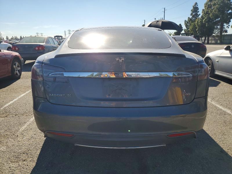 Photo 6 from auction – 2013 TESLA MODEL S with VIN 5YJSA1CP8DFP14731