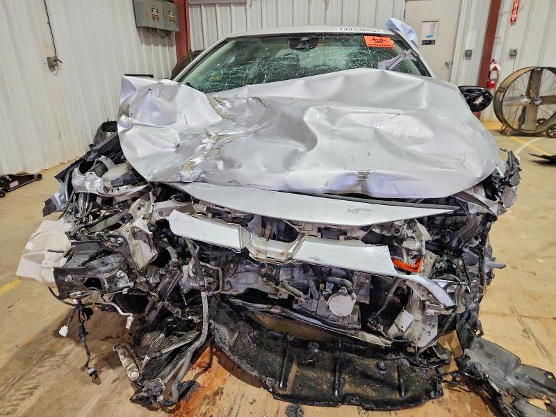 Photo 11 from auction – 2020 TOYOTA COROLLA with VIN 5YFEPRAE9LP119353