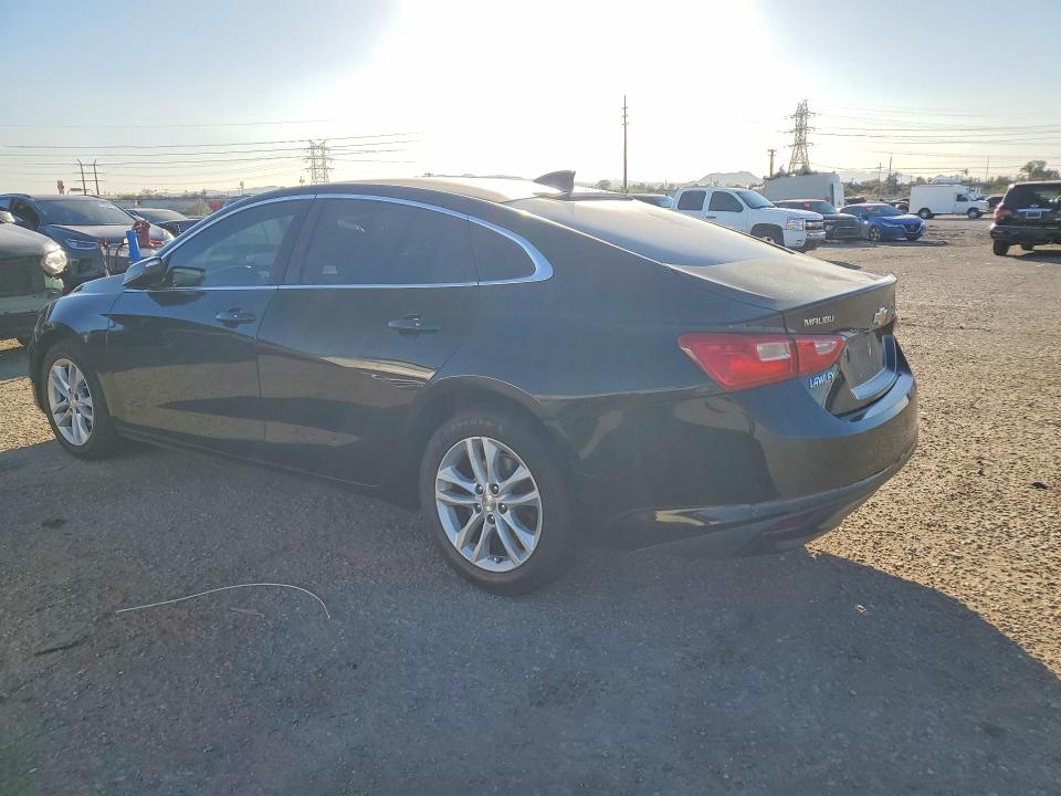 Photo 2 from auction – 2018 CHEVROLET MALIBU with VIN 1G1ZD5ST8JF268043