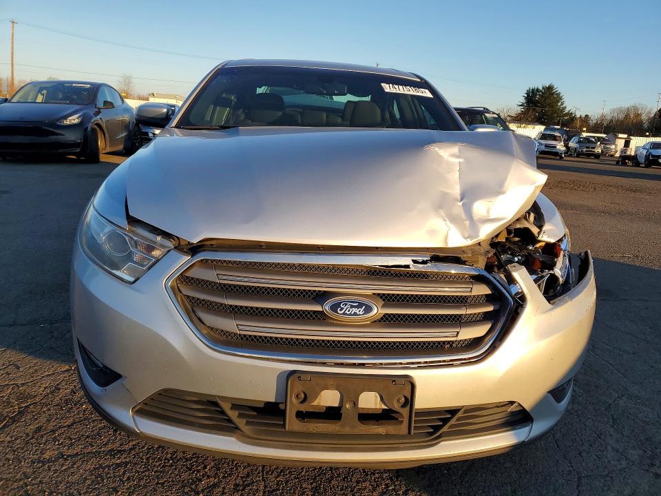 Photo 5 from auction – 2013 FORD TAURUS with VIN 1FAHP2E85DG196075