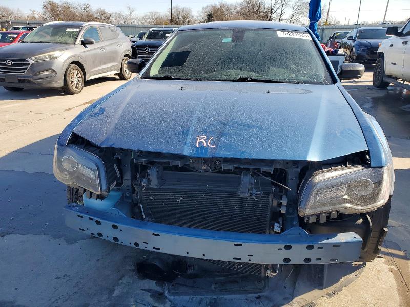Photo 5 from auction – 2023 CHRYSLER 300 with VIN 2C3CCAAG1PH509675