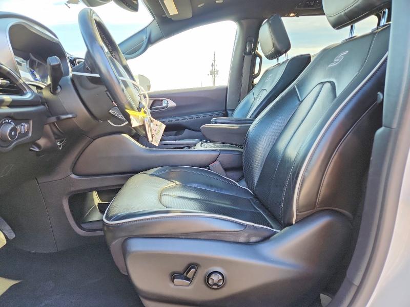 Photo 7 from auction – 2022 CHRYSLER PACIFICA with VIN 2C4RC1S71NR147908