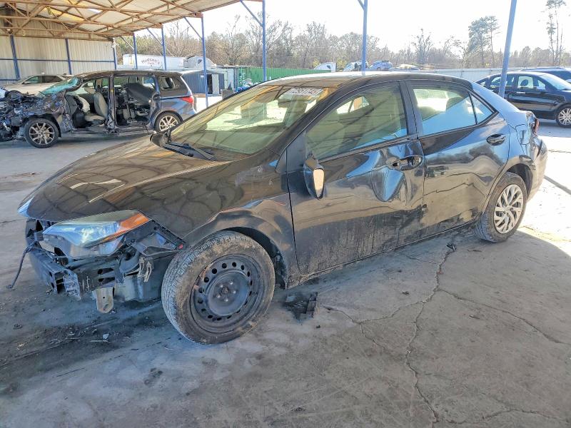 TOYOTA COROLLA 2018 с VIN 5YFBURHE8JP765028 - Фото с аукциона