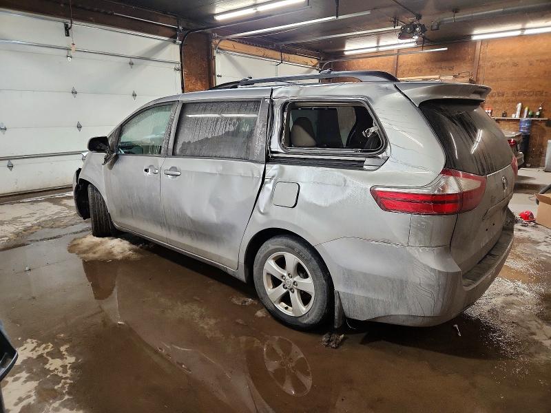 Photo 2 from auction – 2015 TOYOTA SIENNA with VIN 5TDKK3DC8FS667297