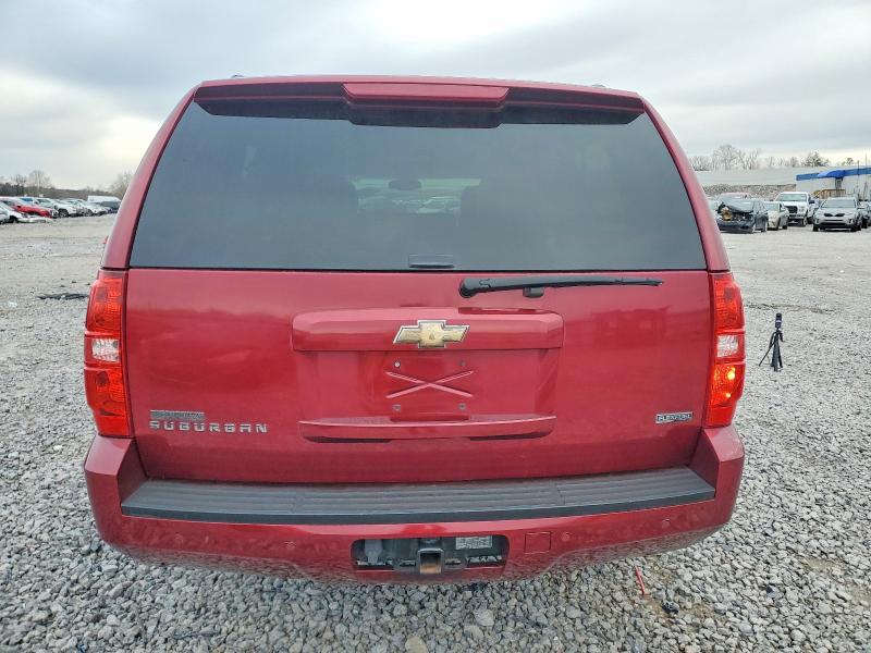 Photo 6 from auction – 2011 CHEVROLET SUBURBAN K with VIN 1GNSKJE37BR294112