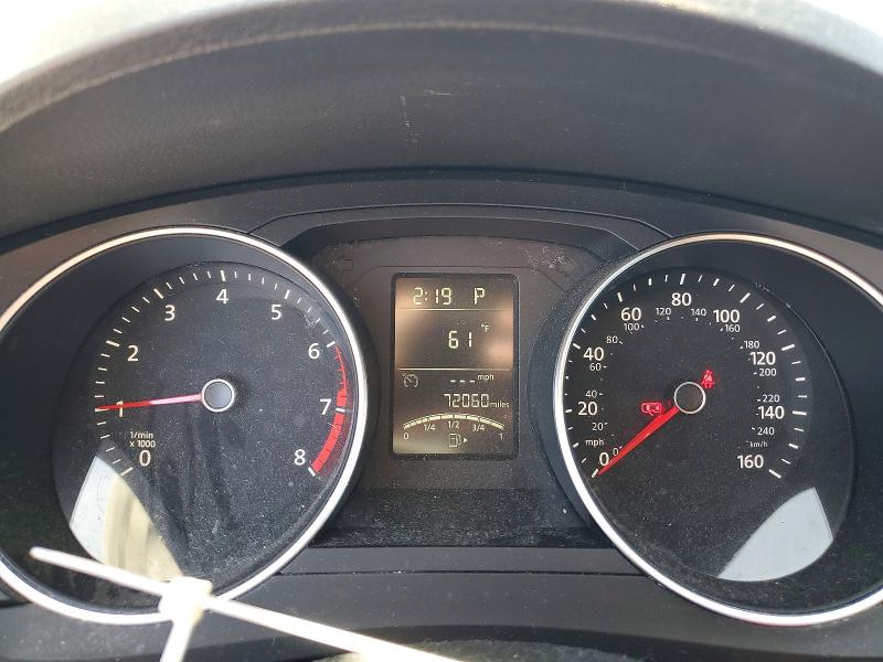 Photo 9 from auction – 2018 VOLKSWAGEN JETTA S with VIN 3VW2B7AJ4JM249691