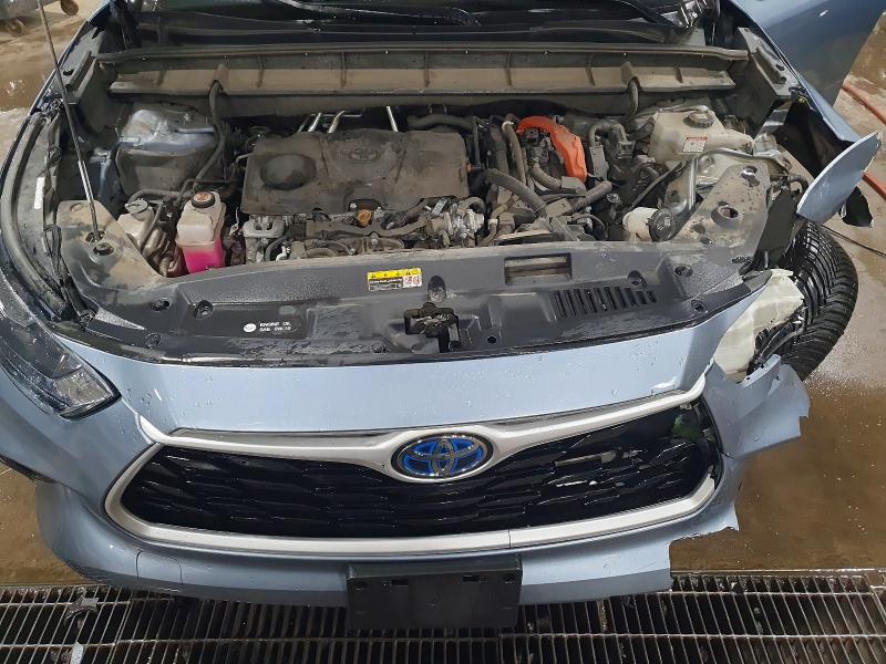 Photo 12 from auction – 2022 TOYOTA HIGHLANDER with VIN 5TDHBRCH6NS082534