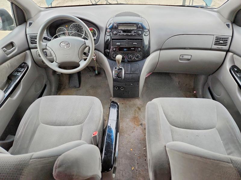 Photo 8 from auction – 2005 TOYOTA SIENNA CE with VIN 5TDZA23C05S376255