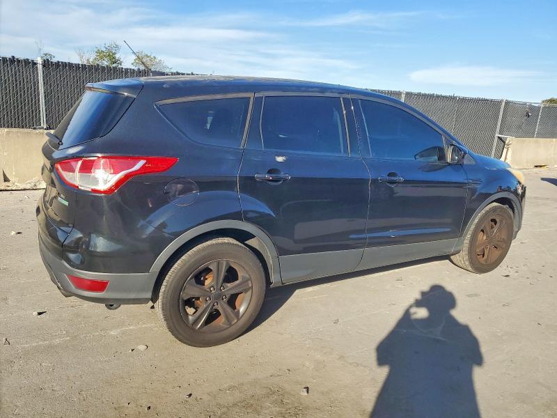 Photo 3 from auction – 2014 FORD ESCAPE SE with VIN 1FMCU0G90EUB77097