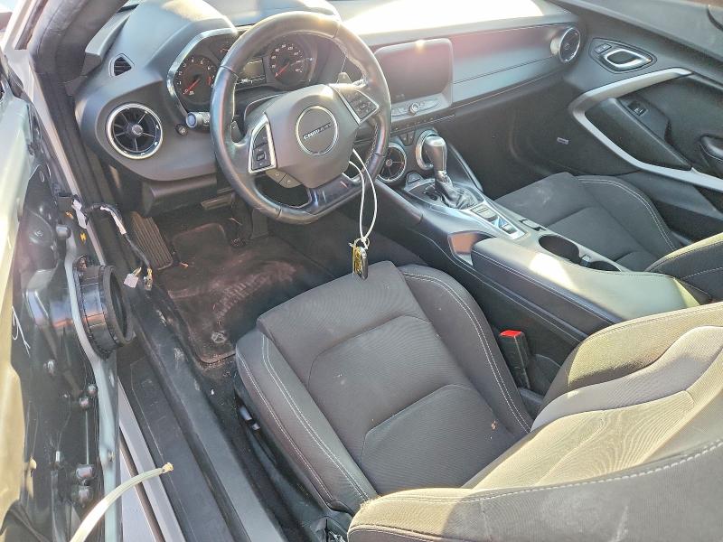 Photo 8 from auction – 2018 CHEVROLET CAMARO LT with VIN 1G1FB1RX5J0133826