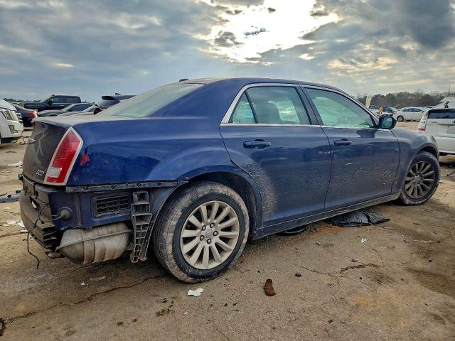 Foto 3 de la subasta – 2013 CHRYSLER 300 con VIN 2C3CCAAGXDH722958