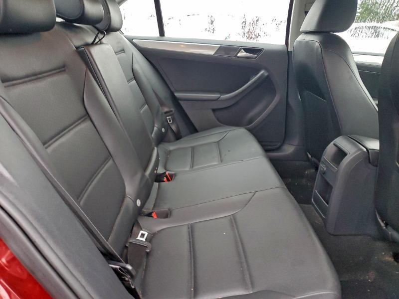 Photo 10 from auction – 2017 VOLKSWAGEN JETTA SE with VIN 3VWDB7AJXHM222918
