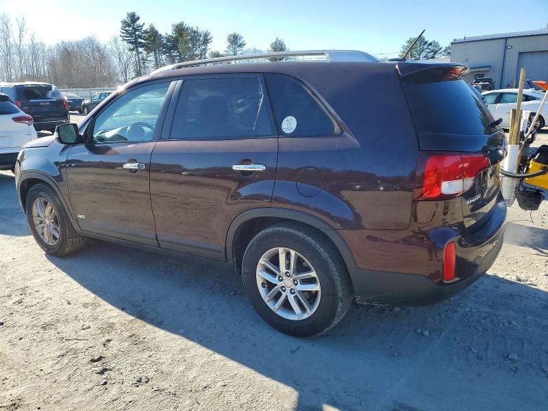 Photo 2 from auction – 2014 KIA SORENTO LX with VIN 5XYKTCA68EG442675