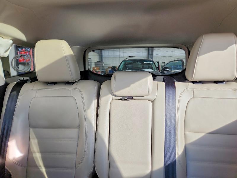 Photo 10 from auction – 2019 FORD ESCAPE TIT with VIN 1FMCU9J90KUA63271