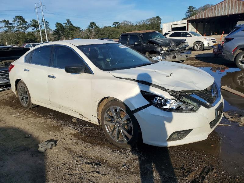 Photo 4 from auction – 2016 NISSAN ALTIMA with VIN 1N4BL3AP9GC209331