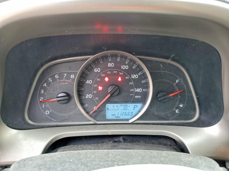 Photo 9 from auction – 2015 TOYOTA RAV4 XLE with VIN JTMRFREV5FD147382