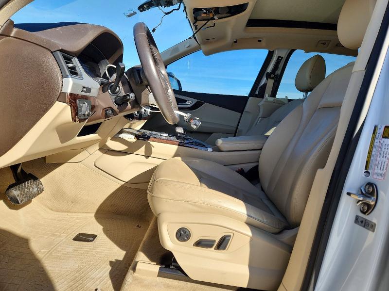 Photo 7 from auction – 2018 AUDI Q7 PREMIUM with VIN WA1LHAF71JD008337