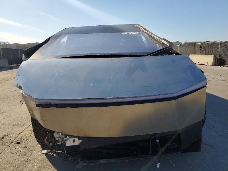 Photo 5 from auction – 2025 TESLA CYBERTRUCK with VIN 7G2CEHED4SA080801