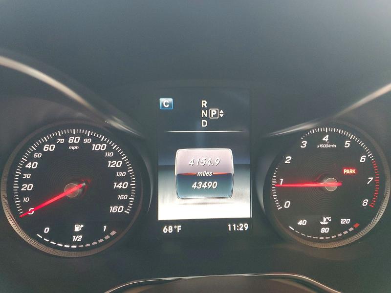 Photo 9 from auction – 2015 MERCEDES-BENZ C 300 4MAT with VIN 55SWF4KB3FU039981