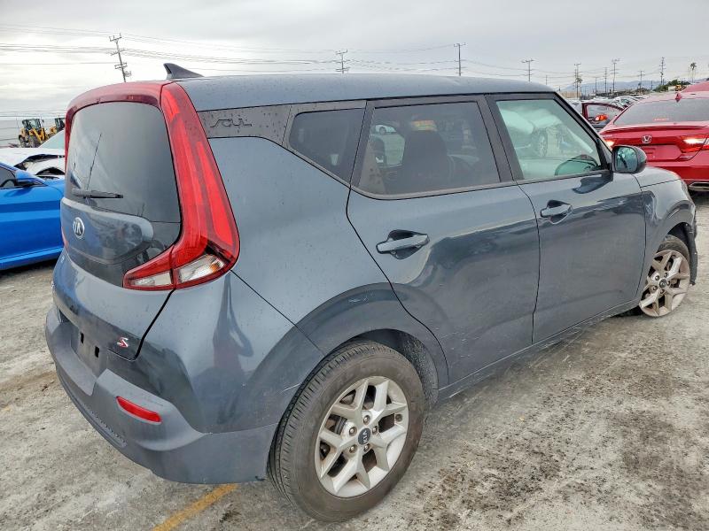 Photo 3 from auction – 2020 KIA SOUL with VIN KNDJ23AU2L7098994