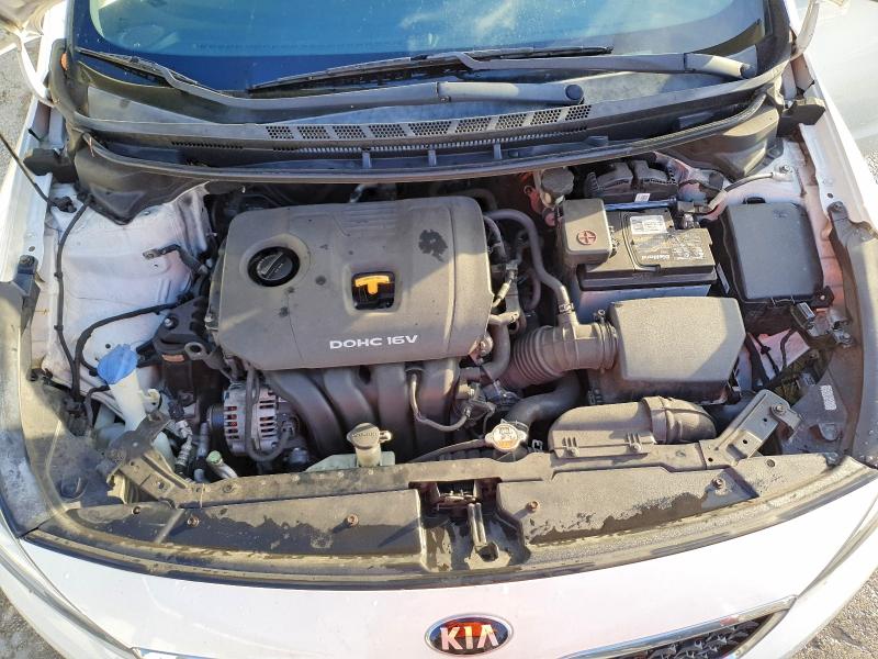 Photo 11 from auction – 2018 KIA FORTE LX with VIN 3KPFK4A72JE243535
