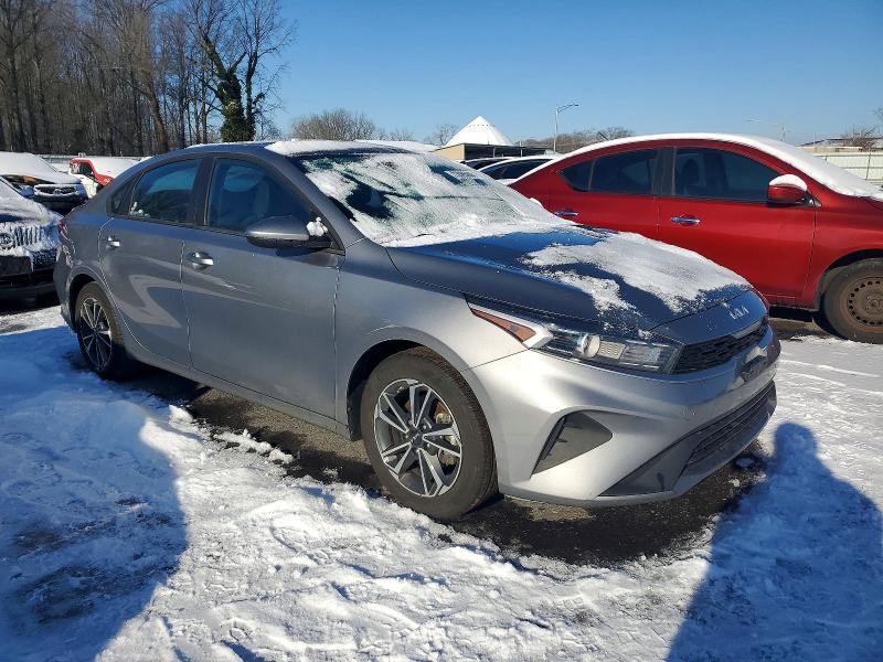 Photo 4 from auction – 2023 KIA FORTE with VIN 3KPF24AD6PE676290