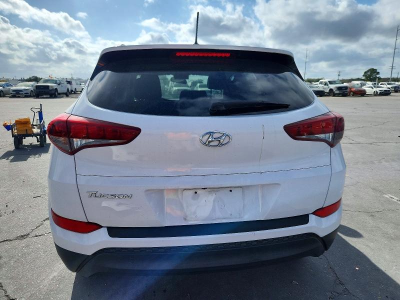 Photo 6 from auction – 2017 HYUNDAI TUCSON with VIN KM8J33A47HU294530