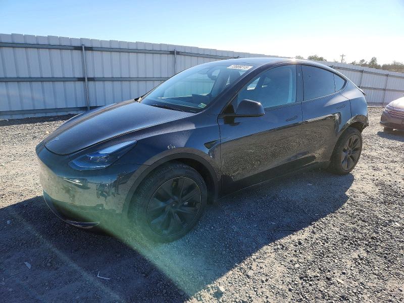 TESLA MODEL Y 2024 with VIN 7SAYGDEE7RA300871 - Photo from auction