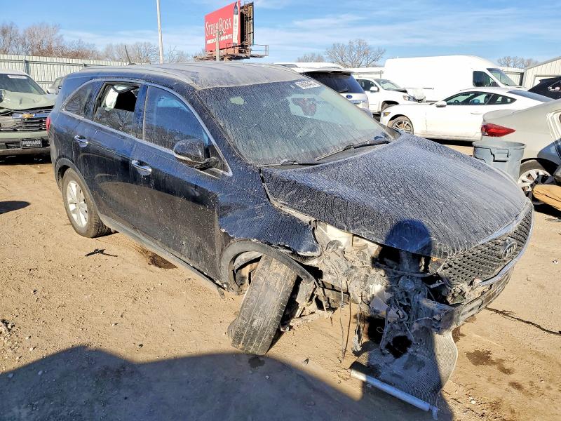 Photo 4 from auction – 2017 KIA SORENTO with VIN 5XYPG4A32HG217257