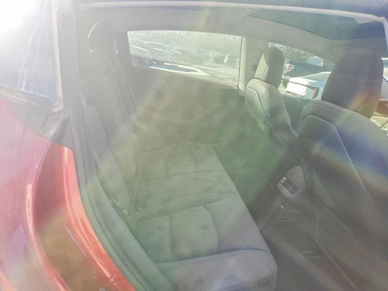 Photo 10 from auction – 2018 TESLA MODEL 3 with VIN 5YJ3E1EA5JF030748