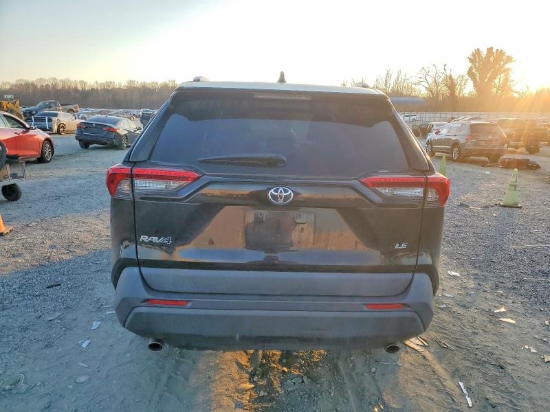Photo 6 from auction – 2021 TOYOTA RAV4 LE with VIN 2T3H1RFVXMC140678