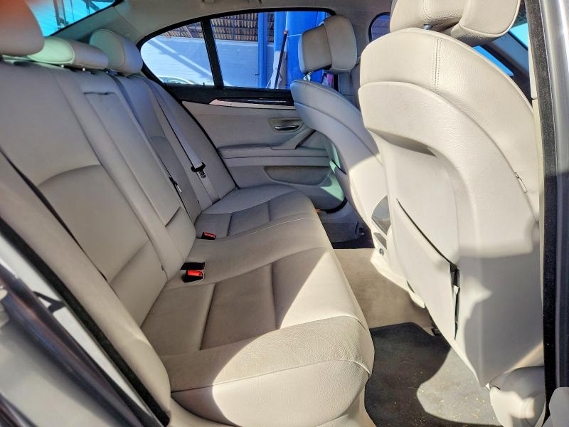 Photo 10 from auction – 2012 BMW 528 I with VIN WBAXG5C53CDW66116