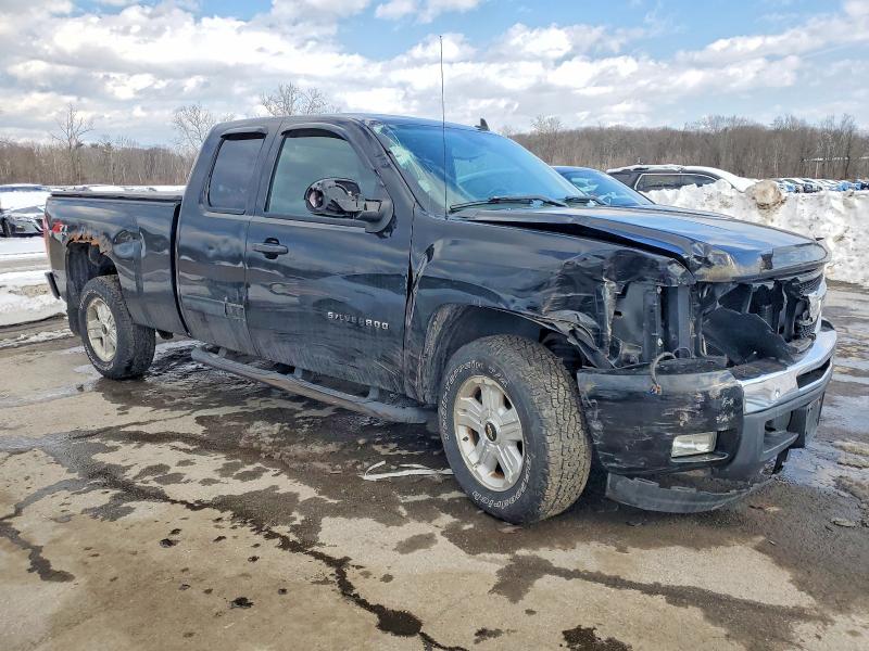 Photo 4 from auction – 2011 CHEVROLET SILVERADO with VIN 1GCRKSE31BZ342569