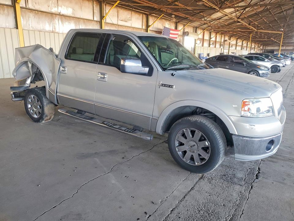 Photo 4 from auction – 2006 LINCOLN MARK LT with VIN 5LTPW16576FJ13212