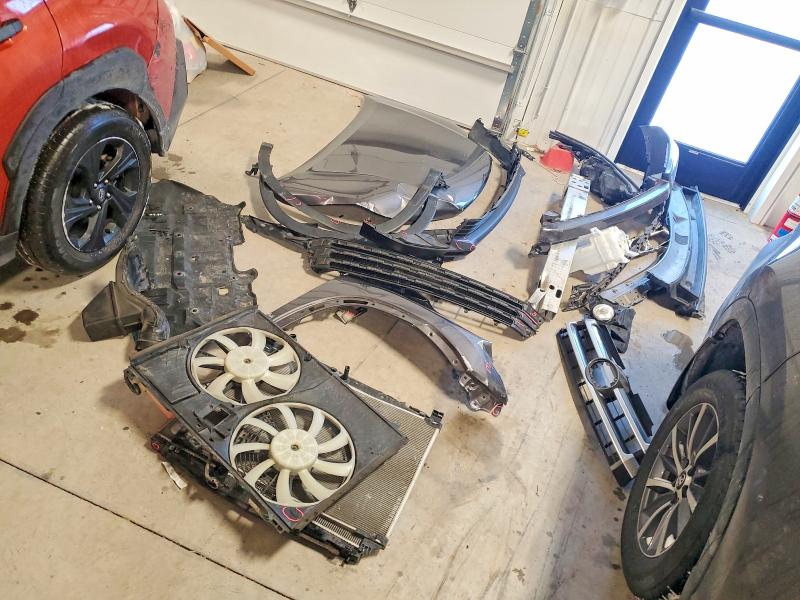 Foto 12 de la subasta – 2018 TOYOTA HIGHLANDER con VIN 5TDJZRFH3JS555115