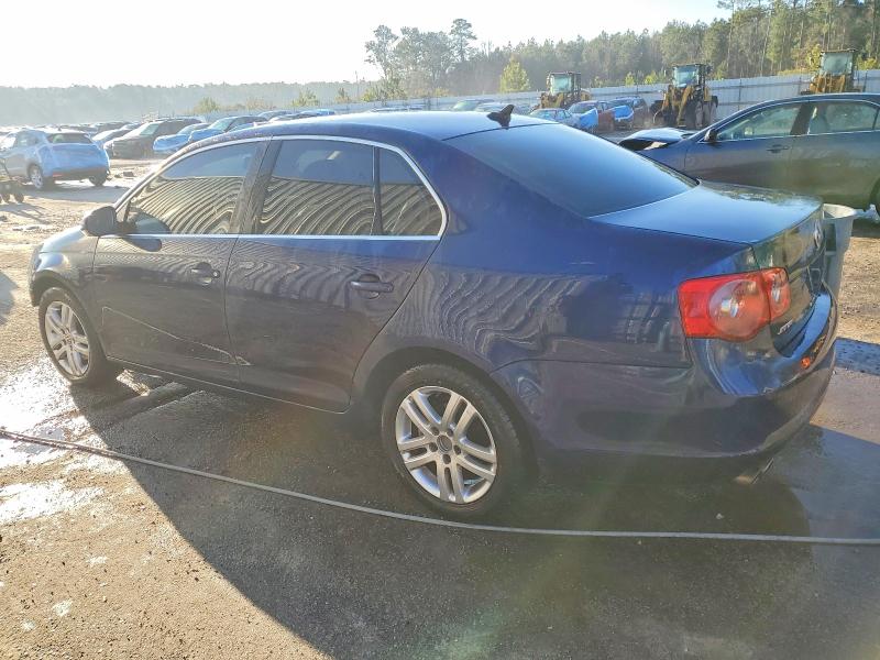 Photo 2 from auction – 2007 VOLKSWAGEN JETTA 2.5 with VIN 3VWRF71K57M161981