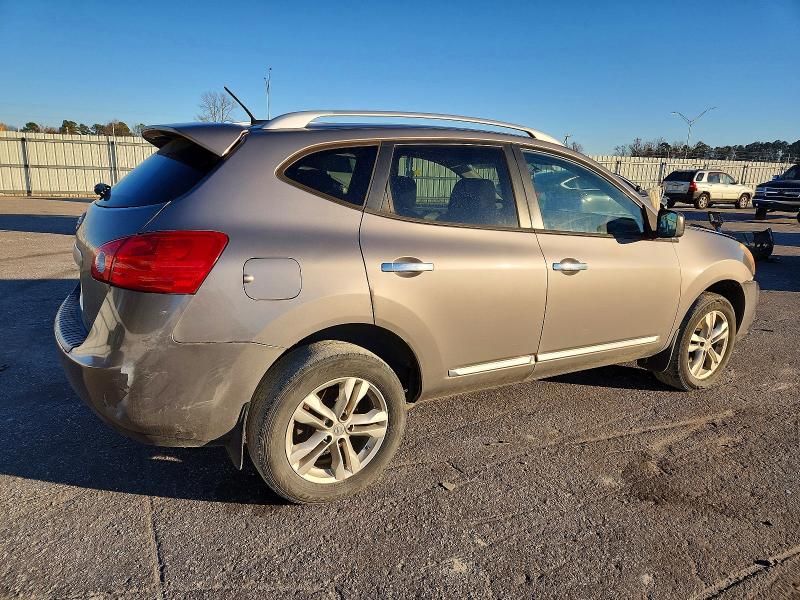 Photo 3 from auction – 2015 NISSAN ROGUE SELE with VIN JN8AS5MT3FW651097