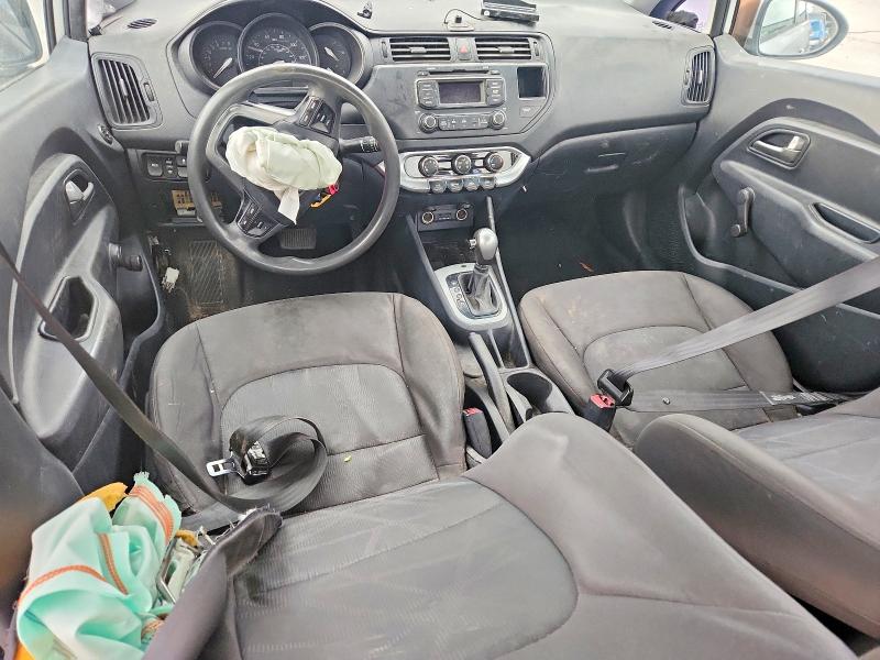 Photo 8 from auction – 2015 KIA RIO with VIN KNADM4A33F6449858