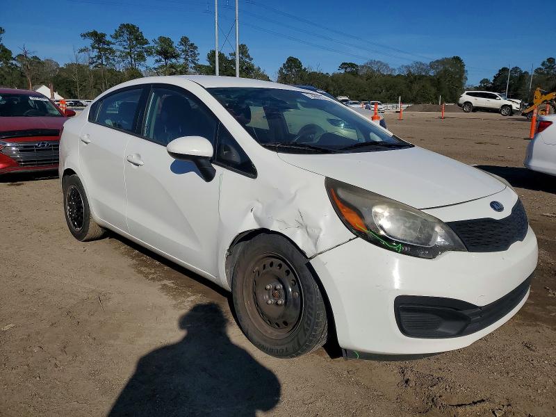 Photo 4 from auction – 2015 KIA RIO with VIN KNADM4A30F6428319