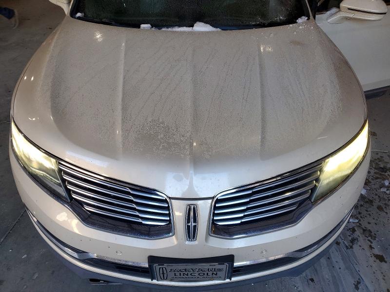 Photo 12 from auction – 2016 LINCOLN MKX RESERV with VIN 2LMPJ8LP2GBL23297