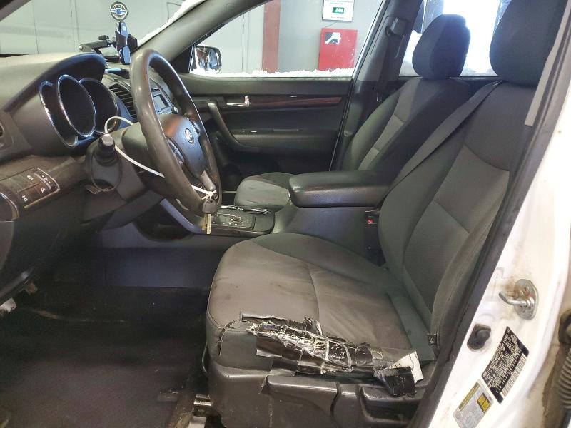 Photo 7 from auction – 2013 KIA SORENTO with VIN 5XYKTDA64DG376808