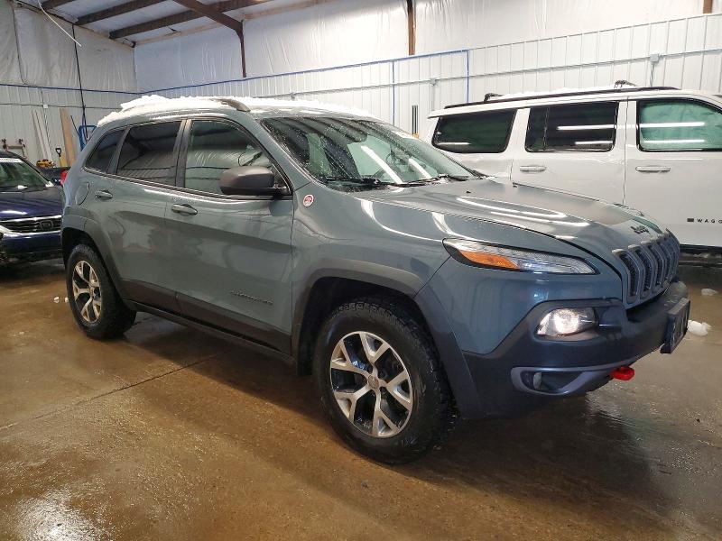 Photo 4 from auction – 2014 JEEP CHEROKEE T with VIN 1C4PJMBS1EW304721